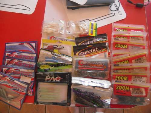 25 PACKETS OF SOFT LURES. FOR BASS AND DROP SHOT FISHING.
